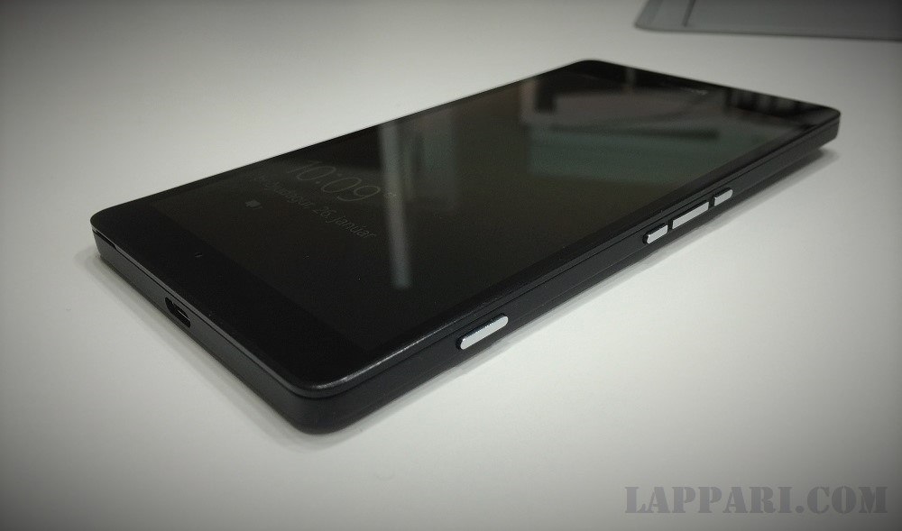 Lumia950XL_1