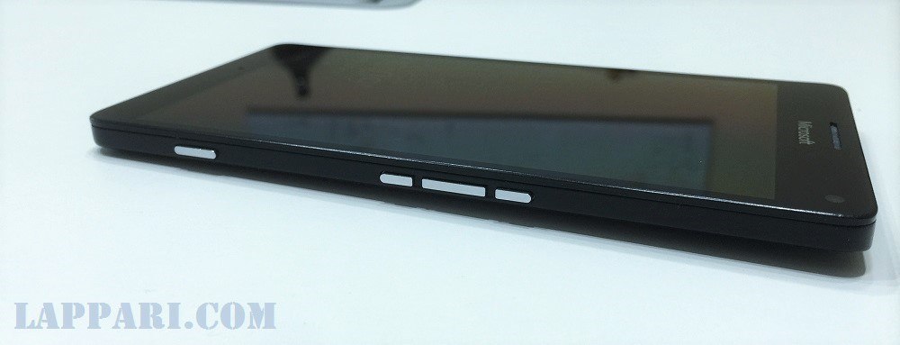 Lumia950XL_2